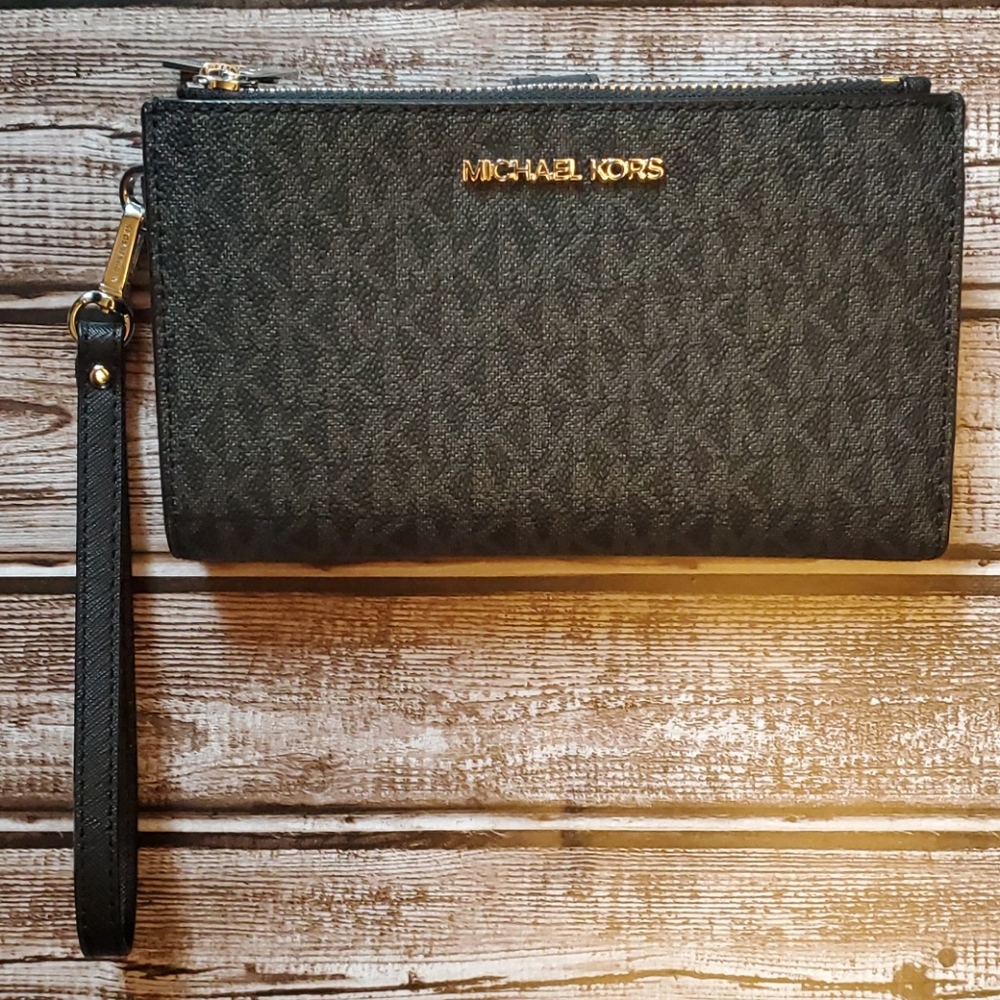 Michael Kors Black Signature Wristlet